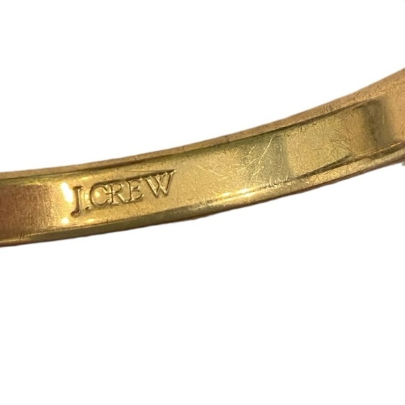 J crew gold tone brass bangle bracelet seed pearls, crystal & blush beads - Picture 5 of 5